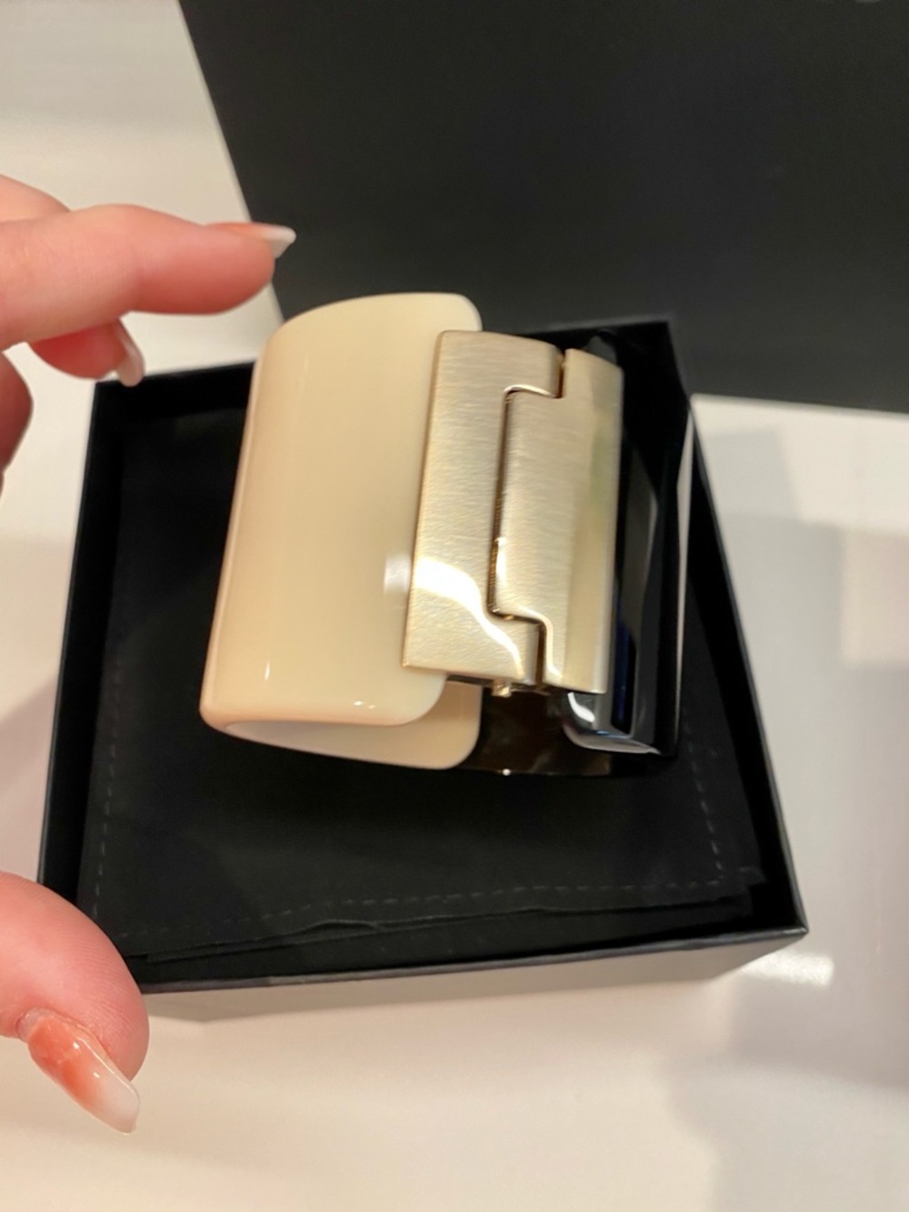 CHANEL Black and White Resin Cuff with Red Heart CC Accent - Picture 4 of 11